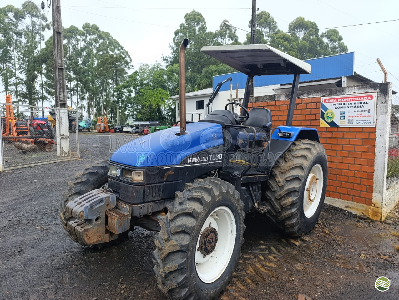 TRATOR NEW HOLLAND NEW TL 80 Tração 4x4 Ivaí Máquinas Agrícolas IVAI PARANÁ PR
